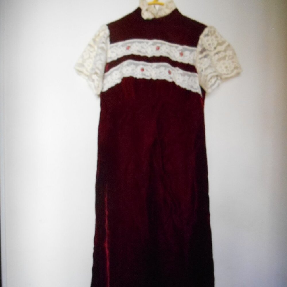 Full length velvet/lace dress, Burgundy color